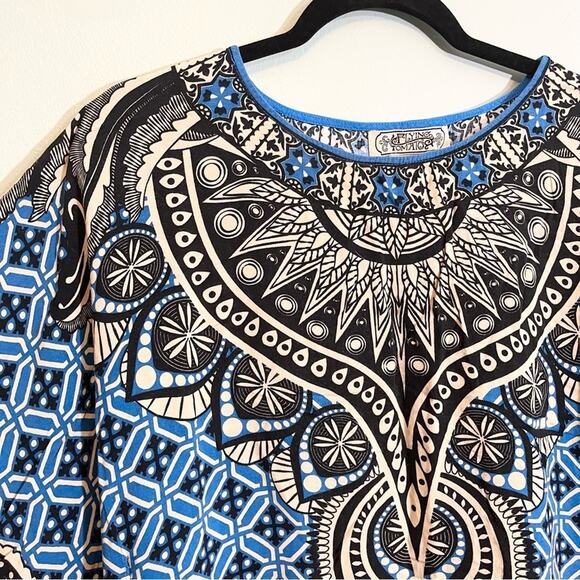 Flying Tomato Women's Blue Rayon Paisley Print Pullover Poncho Top Size Large - Picture 2 of 13